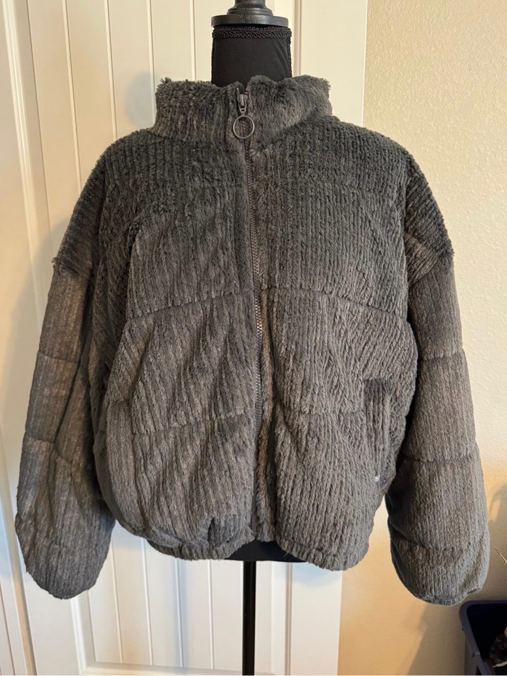 Cozy Grey Faux-Fur Puffer Jacket